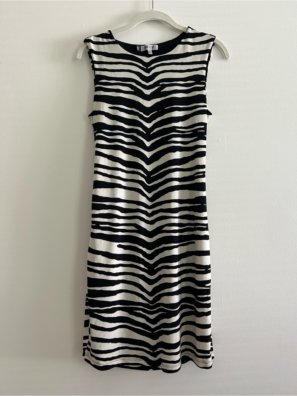 Y2K Sleeveless Zebra Print Shift Dress - Black & White